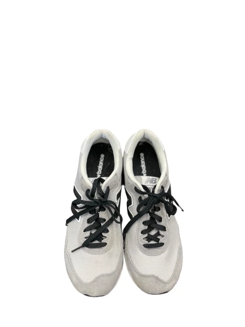 Vist Large View of Product Image Which is Used New Balance Performance Shoes 11