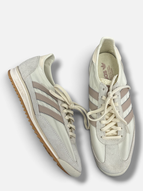 Vist Large View of Product Image Which is Used Adidas Casual Shoes 7.5
