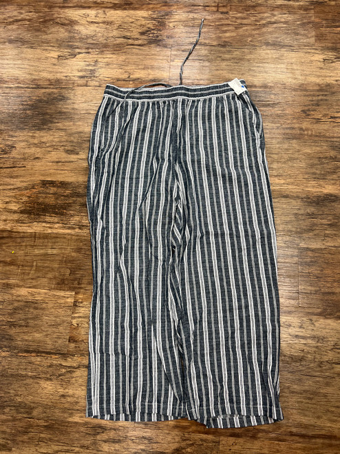 Vist Large View of Product Image Which is Used Old Navy Casual Pant XL 16/33