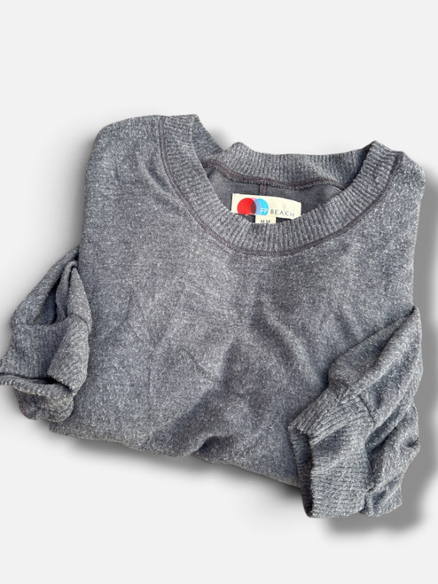 Vist Large View of Product Image Which is Used Fp Beach Long Sleeve Top M-8/10