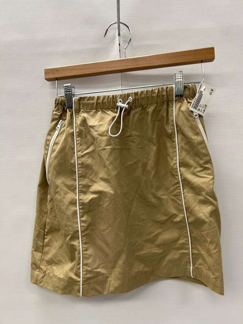 Vist Large View of Product Image Which is Used Bar Iii Short Skirt 2-26
