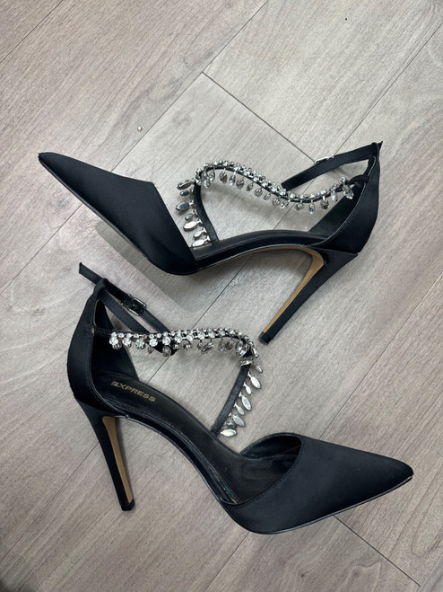 Vist Large View of Product Image Which is Used Express High Heels 10