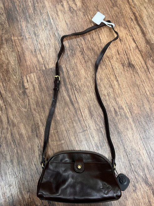 Vist Large View of Product Image Which is Used Patricia Nash Small Leather Handbag