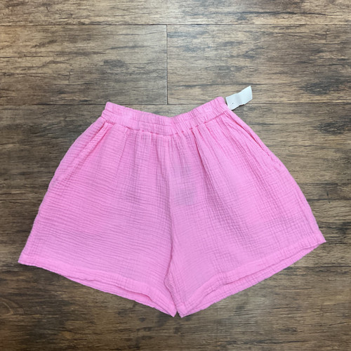 Vist Large View of Product Image Which is Used Urban Daizy Shorts 4-27