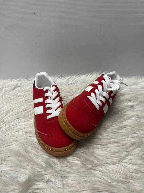 Vist Large View of Product Image Which is Used Cozy Girl Casual Shoes 8