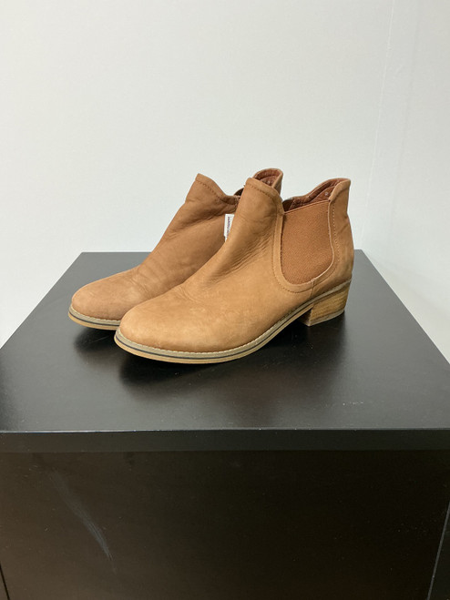 Vist Large View of Product Image Which is Used Blondo Ankle Boots 8