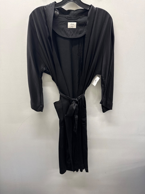 Vist Large View of Product Image Which is Used Black Wilfred Long Sleeve Top S-4/6