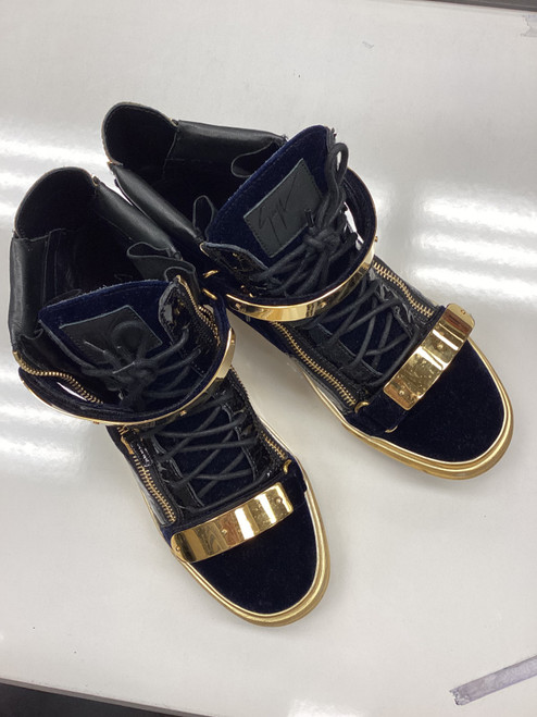 Vist Large View of Product Image Which is Used Giuseppe Zanotti Mens Casual Shoes 12