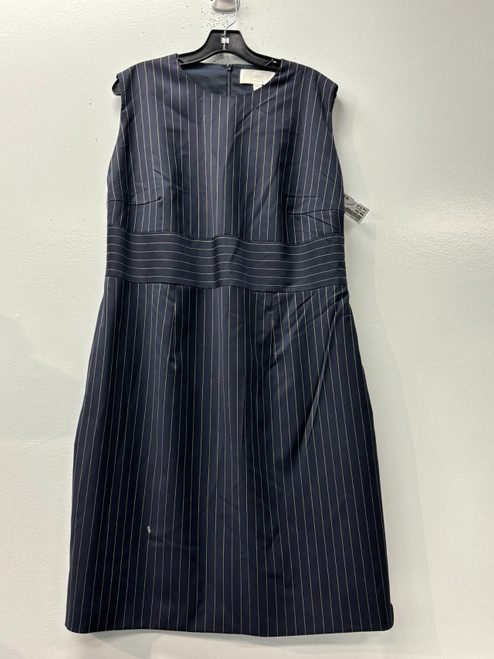 Vist Large View of Product Image Which is Used Hugo Boss Short Dress B XL-16