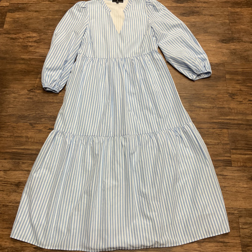 Vist Large View of Product Image Which is Used Pomander Place Long Dress B M-8/10