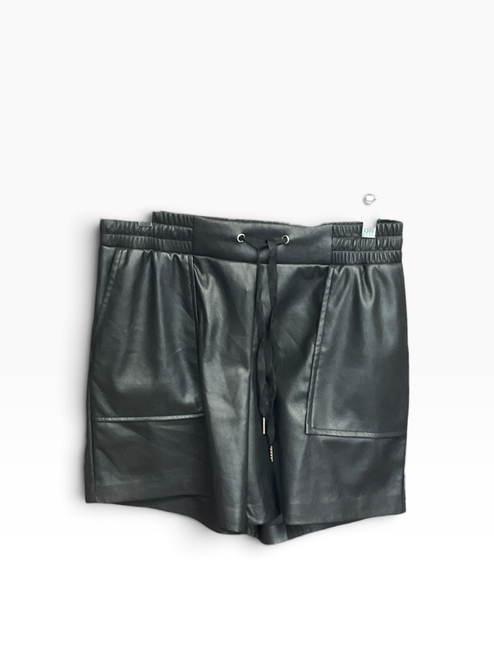 Vist Large View of Product Image Which is Used Unbranded Shorts S 4-6/27-28