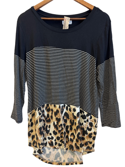 Vist Large View of Product Image Which is Used Maurices Long Sleeve Top P XL-16