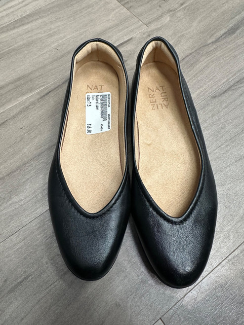 Vist Large View of Product Image Which is Used Naturalizer Flats 7.5