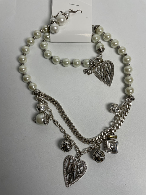 Vist Large View of Product Image Which is Used Brighton Necklace
