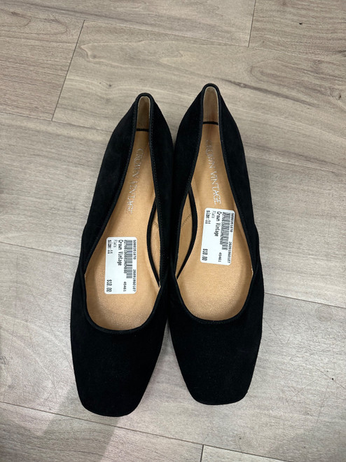 Vist Large View of Product Image Which is Used Crown Vintage Flats 11