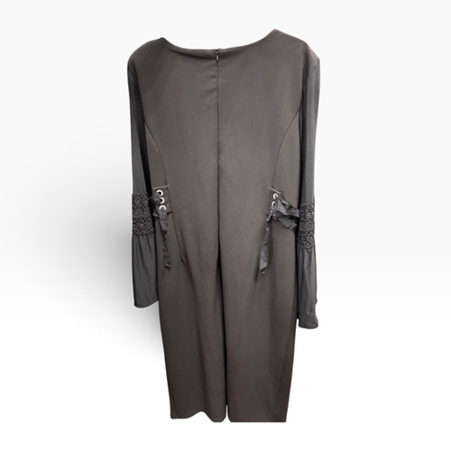 Vist Large View of Product Image Which is Used Lily Taylor Long Dress B XL-16