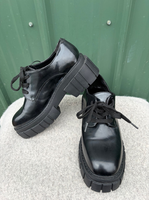 Vist Large View of Product Image Which is Used Madden Girl Casual Shoes 9
