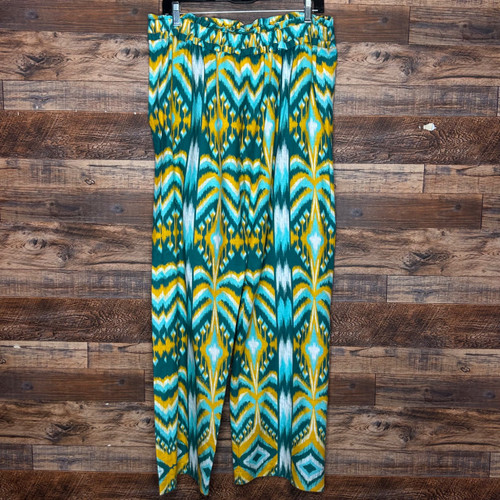 Vist Large View of Product Image Which is NWT Farm Rio Casual Pant 14-32