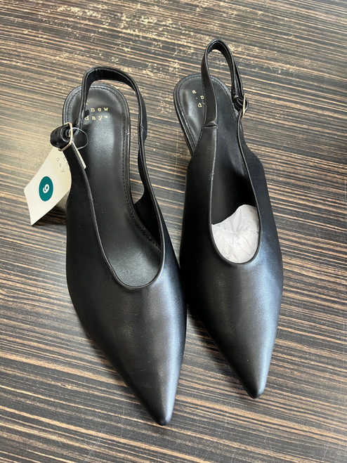 Vist Large View of Product Image Which is Used A New Day Low Heels 9