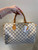 Used Louis Vuitton Large Leather Handbag 60100-S000297701 View 1