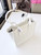 Used Marc Jacobs Xlarge Leather Handbag 60039-S000783968 View 3