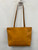 Used Unbranded Large Leather Handbag 60072-S000568461 View 2