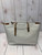 Used Michael Michael Kors Xlarge Handbag 60093-S000414946 View 4