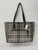 Used Dooney & Bourke Xlarge Leather Handbag 60008-S000692425 View 4
