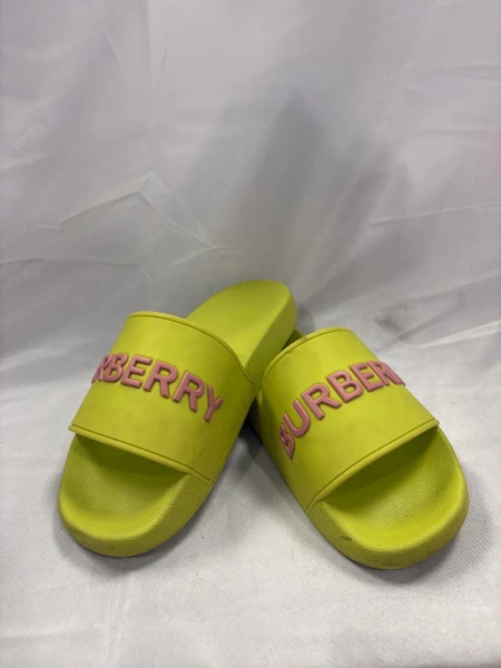 Used Unbranded Performance Shoes 9