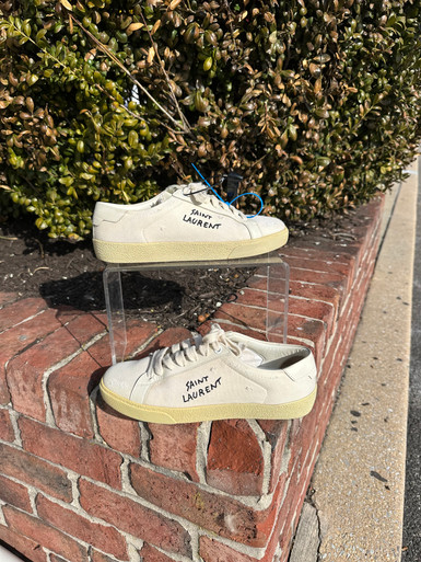 【関税負担】 SAINT LAURENT 'Court Classic' SNEAKERS SAINT LAURENT Court Classic SL/06 logo-embroidered leather