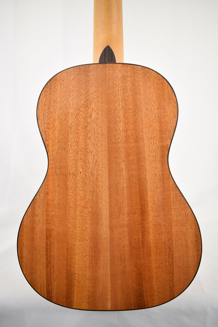 Pono MTSH-PC : Pro Classic Solid Mahogany Slothead Tenor