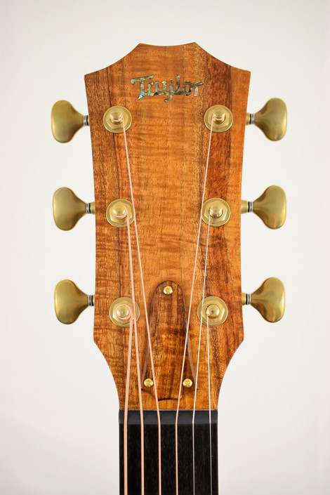Taylor Custom Builder's Edition C24CE-B3026 V-Class Grand Auditorium AA Hawaiian Koa Acoustic-Electric Guitar (1206053119)