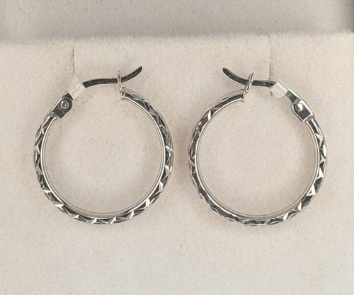 375 (9ct) White Gold Earrings, Faceted