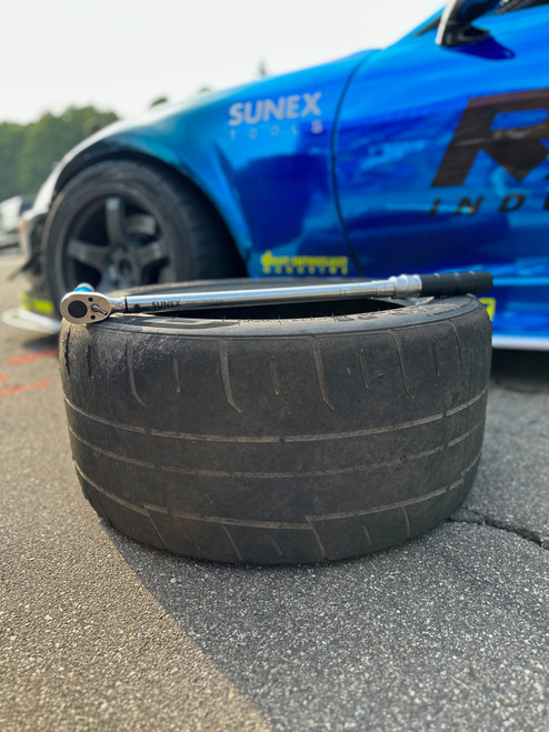 [PN: 20250] SUNEX Tools 1/2" Dr. 30-250 Ft-lb 48T Torque Wrench