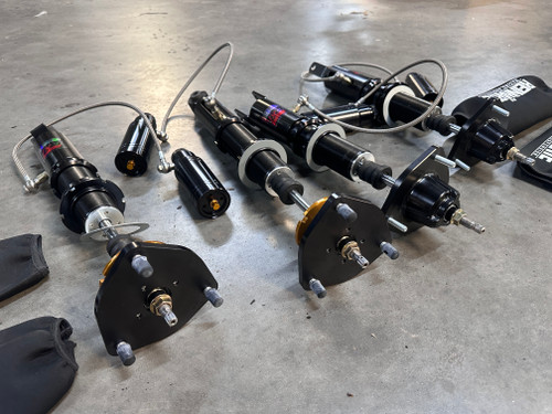 Reinharte Racing R3 3-way adjustable coilover system - 3