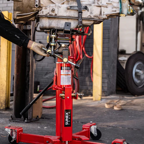 [PN: 7796] SUNEX Tools 1/2 Ton Air and Hydraulic Telescopic Transmission Jack