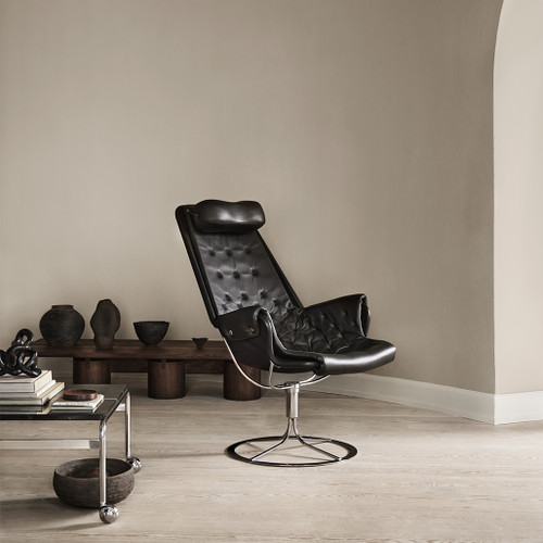 The Iconic Jetson Leather Chair – DUXIANA