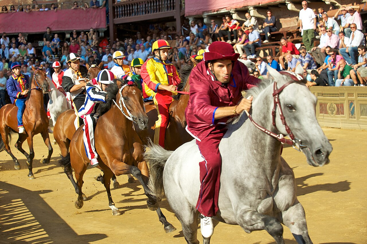 The Palio di Siena – An Inescapable Summertime Event in Italy