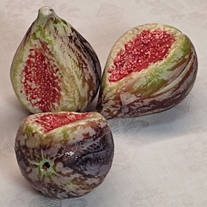 Fig - Split Black - Italian Carrara Marble Fruit