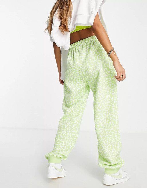 (Product 19) Sample - Urban Clothing And Accessory For Sale