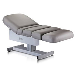 LEC CLOUD 9 Spa Treatment Chair back tilted LEC CLOUD 9 Spa Treatment Chair back tilted
