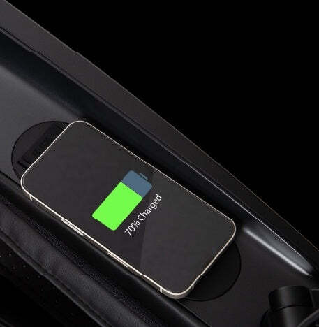 Master 4D Personal Massage Phone Charger