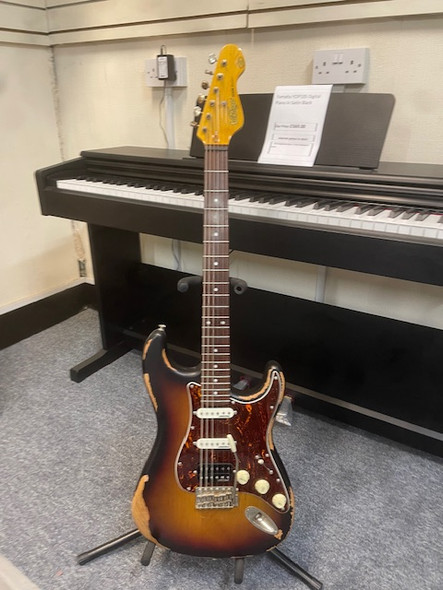 Vintage V6 Icon HSS, Distressed Sunburst Electric Guitar Second Hand