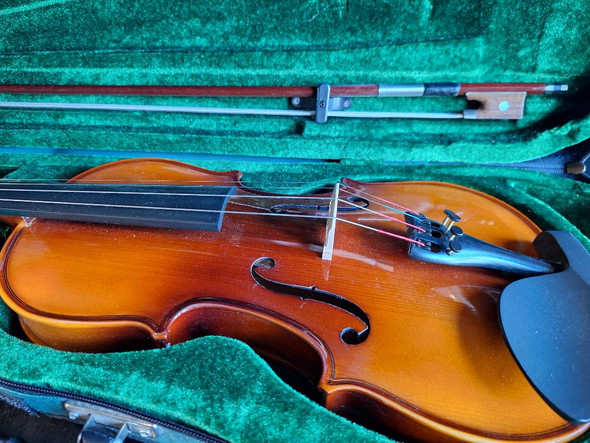 Second Hand 3/4 Violin Outfit