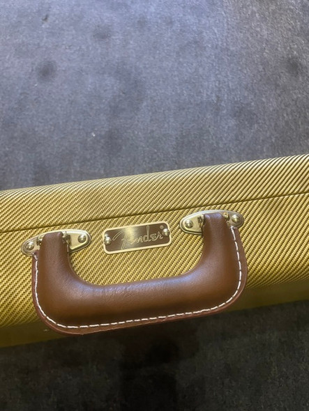 Fender Tweed Strat/ Tele Hard guitar case Ex Display