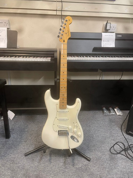 Fender Mexican Player Stratocaster Polar White Second Hand