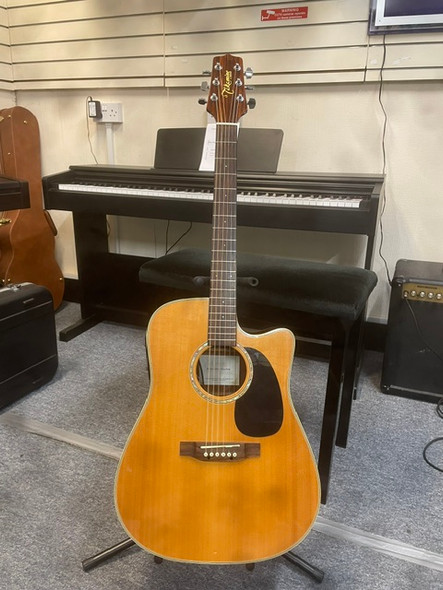 Takamine EG530SC Electro Acoustic Guitar Second Hand