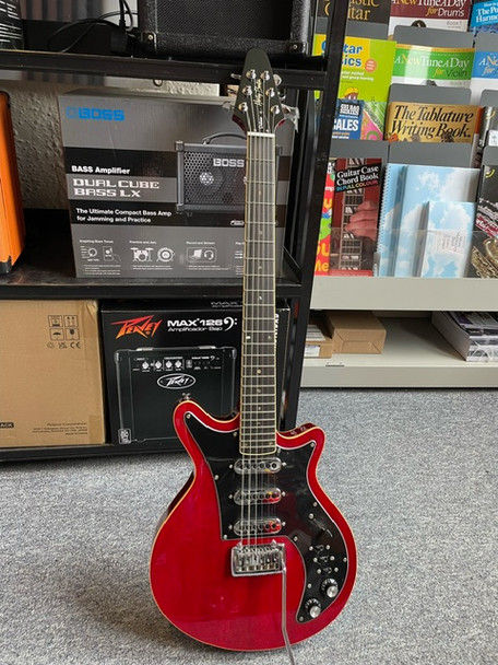 Harley Benton BM-75 Trans Red Deluxe Series Second Hand