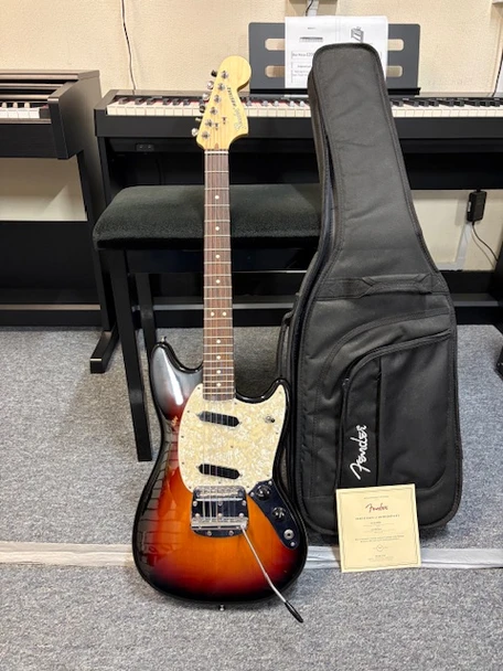 Fender American Performer Mustang 3 Colour Sunburst Second Hand