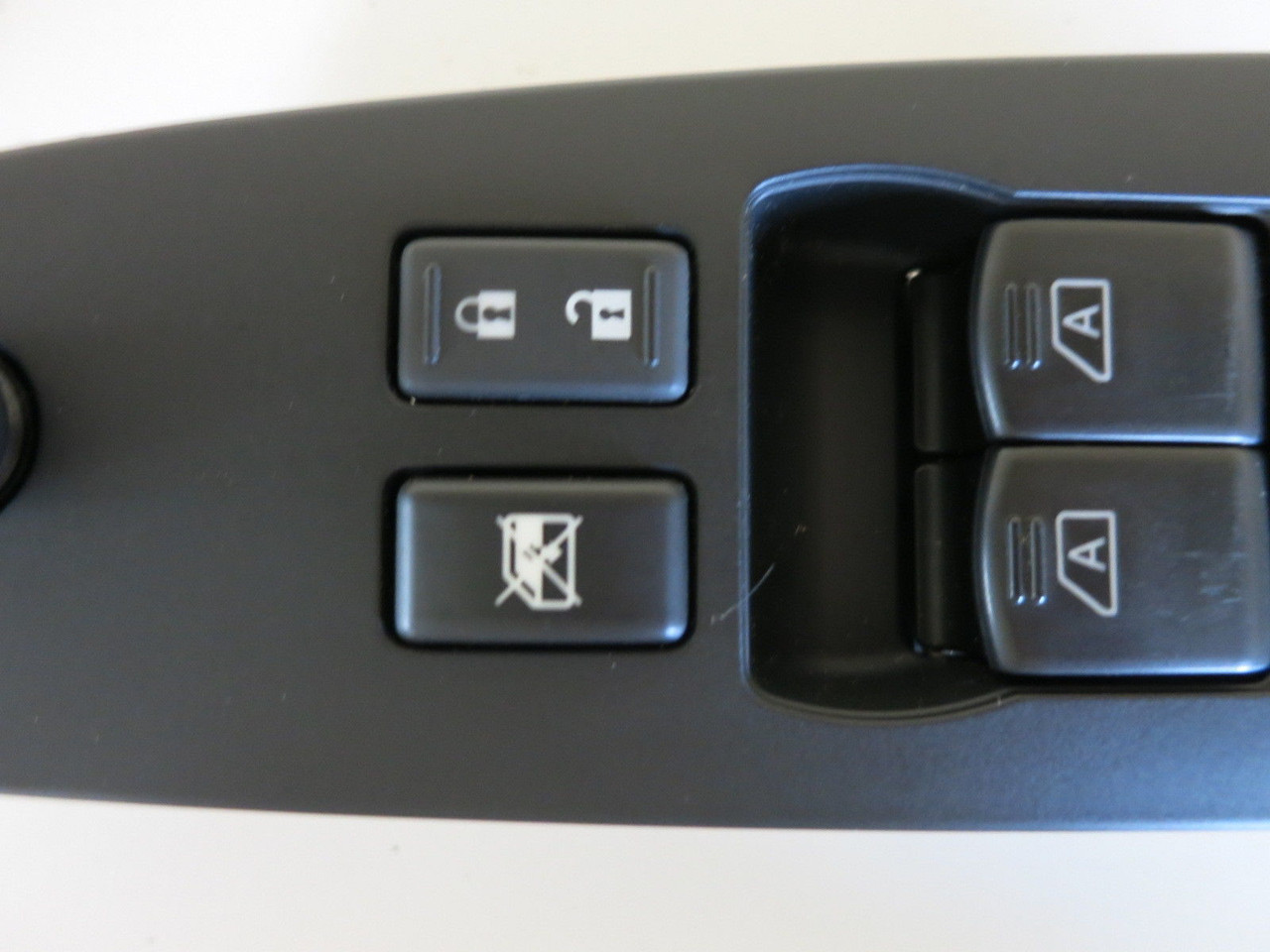 07 08 09 10 11 12 ALTIMA BEZEL DRIVERS SIDE LEFT MASTER WINDOW SWITCH OEM M3298